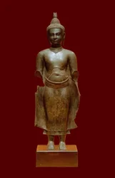 Buddha-khmerien taide, Kambodža, 14. vuosi.