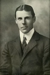 Kapteeni Fox, 1919.