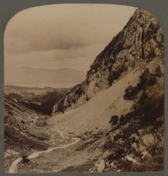 Castle Crag ja kaunis Borrowdalen laakso, Lake District, Englanti, 1903.