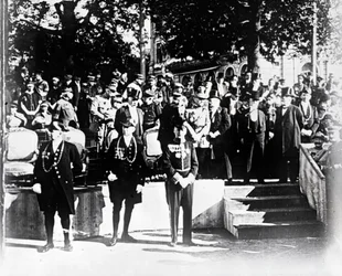 Seremonia arvohenkilöiden ja virkamiesten kanssa, c1914-c1918