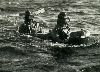 Chariot-miehitetty torpedo, toinen maailmansota, 1945.