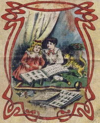 Lapset katsovat kuvakirjaa havainnollistaakseen aakkosia. Albumin neljäs kansi dratic . Sarjan numero 4 Albums-chromo kankaalle. Kromolitografia kudoksesta. Kuva Marcel Vagne, Jarville-Nancy, 1900-luvun alku. Mitat: 25 x 17,5 cm