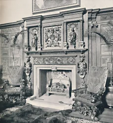 Savupiippu suuressa salissa, Castle Ashby, Northampton, 1927