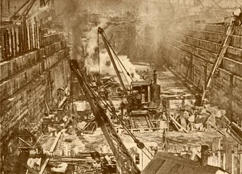 Kuivatelakan rakentaminen Swanseaan, vuodelta 1930.