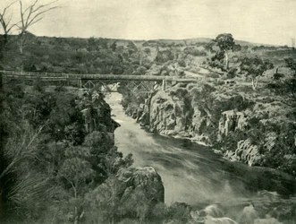 Corra Lynn, Launcestonin lähellä, 1901.