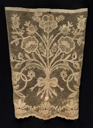 Mansetti kukkaköynnöksillä, 1800-luku.