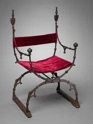 Curule kokoontaitettava tuoli, c. 1450-1500.