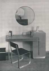 Rouva Adolph Stuberille suunniteltu kirjoituspöytä, 1933