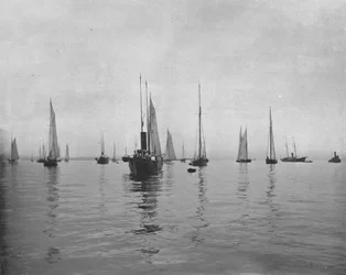 Early Morning on New York Bay, USA, 1900.