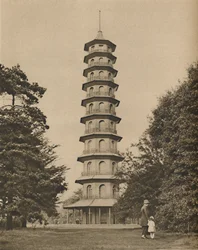Kahdeksantoista vuosisadan versio Pagodista Kew Gardensissa, vuodelta 1935.
