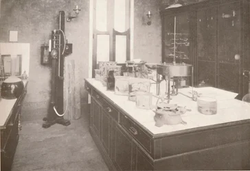 Lääketieteellisen oikeudellisen palvelun tutkimuslaboratorio, 1914