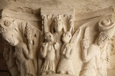 Fleuryn luostarin basilikan kuistipääkaupunki Saint Benoit sur Loire Ranska