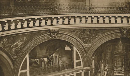 Kruunusta Lontoon suuren katedraalin tukikohtaan: Whispering Gallery, vuodelta 1935.