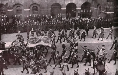 Kuningas Edward VII:n hautajaiset, Whitehall, Lontoo, 20. toukokuuta 1910.