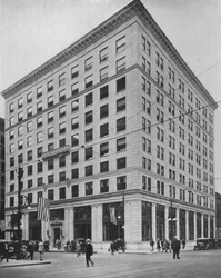 Yleiskuva toimistorakennuksesta, 1924