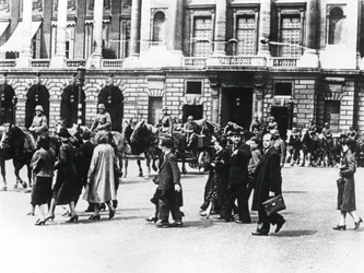 Saksan joukot miehitetyssä Pariisissa kesäkuussa 1940