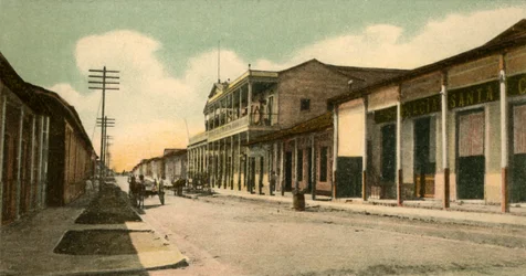 Guantanamo - Calixto Garcia Street, 1907.
