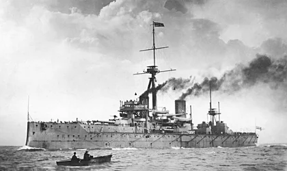 HMS Dreadnought (m/w kuva)