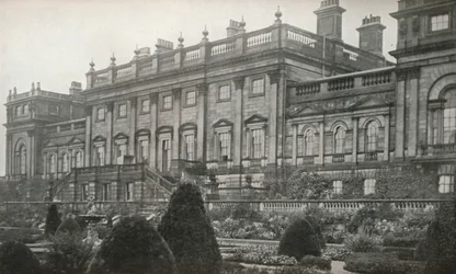 Harewood House, Rt.:n asuinpaikka. Hon. The Earl of Harewood, vuodelta 1913