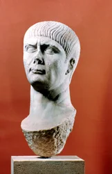 Trajanuksen pää, Rooman keisari, 98-117 jKr