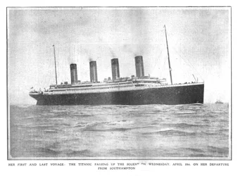 Hänen ensimmäinen ja viimeinen matkansa: Titanic Passing up the Solent keskiviikkona 10. huhtikuuta 1912.