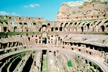 Colosseumin sisällä, Roomassa, Italiassa