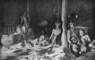 Zulumajan sisustus, 1912