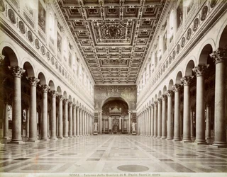 Pyhän Paavalin basilikan sisätilat muurien ulkopuolella, Rooma, Italia, 1800-luvun loppu tai 1900-luvun alku