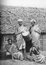Irulan miehet, Intia, 1902