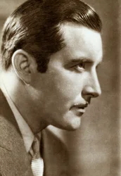 John Boles, yhdysvaltalainen näyttelijä, 1933