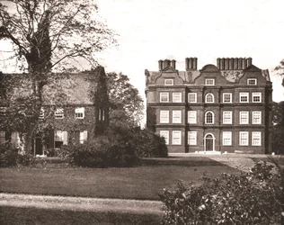 Kew Palace, Richmond, Lontoo, 1894.