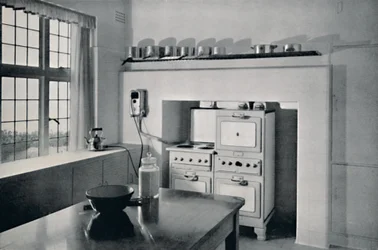 Keittiön suunnitteli R.W. Symonds, 1938