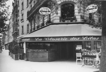 La Closerie des Lilas, Montparnasse.