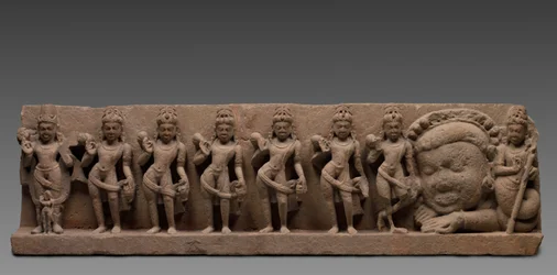 Lintel yhdeksän planeetan kanssa: Navagrahas, 7.-8. vuosisata.