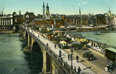 London Bridge, 1910.