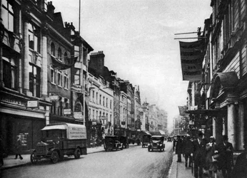 Katse etelään New Bond Streetillä, Lontoossa, 1926-1927