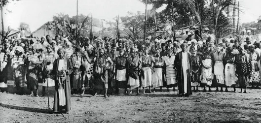 Alkuperäiset tanssijat Mombasassa, 1924-1925, 1937