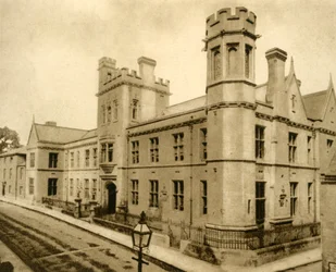 Nro 64. Oundle School, Northants, 1923.