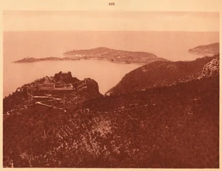 Panoraama ja Cap Ferrat nähtynä Grande Corniche, Eze, 1930.