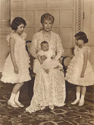 Queen Mary-isoäiti, Sandringham, tammikuu 1936 1937