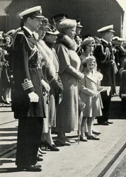 Queen Mary lähtee vierailemaan Kanadassa, 1939, 1951.