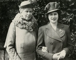 Kuningatar Maria prinsessa Elisabetin kanssa, huhtikuu 1944, 1951.