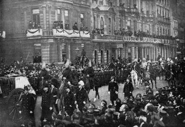 Kuningatar Victorian hautajaiskulkue Lontoon läpi vuonna 1901