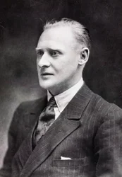 R J Mitchell, englantilainen lentokonesuunnittelija, s. 1933