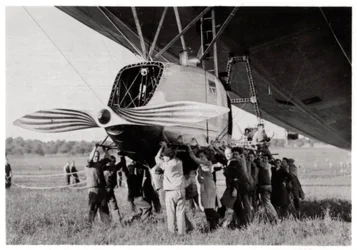 Takagondoli, Zeppelin LZ 127 Graf Zeppelin, 1933