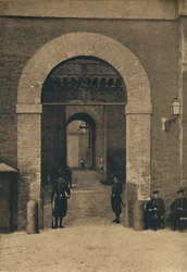 Roma - Vatikaanin palatsin sisäänkäynti, 1910