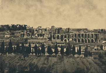Roma - Septimius Severuksen palatsin alarakenteiden suuret rauniot, 1910.