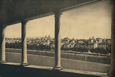 Roma - Näkymä kaupunkiin Bramanten Logialta St. Angelon linnassa, 1910