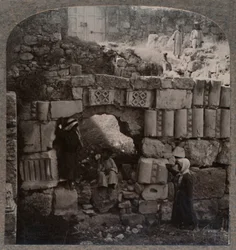 Lasaruksen talon rauniot, 1900