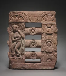 Monoliittinen kaide, jossa on Bather- ja Lotus-medaljonit, n. 150-250.